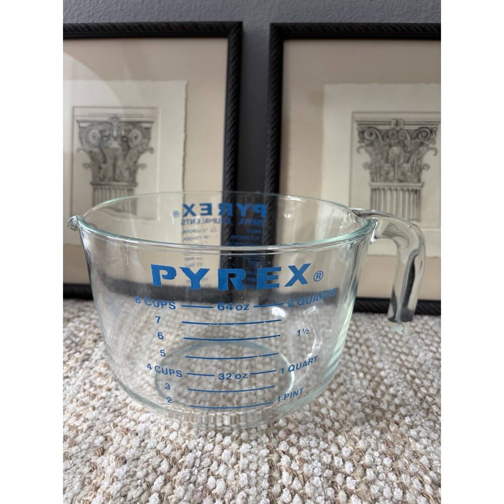 VTG Pyrex 8 Cup 64oz 2L 2Q HUGE Glass Handled Measuring Cup Blue Letters RARE